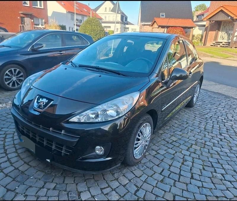 Schwarz Gebraucht 2011 Peugeot 207 Kleinwagen | 2.780 € - Bild 1/4