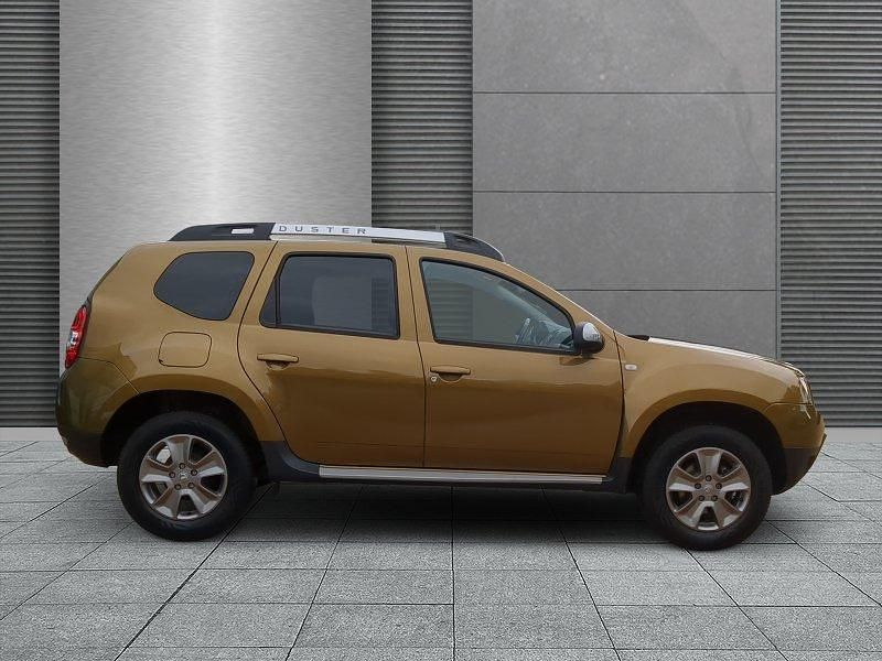 Grün Gebraucht 2016 Dacia Duster Prestige | 12.730 € - Bild 1/1