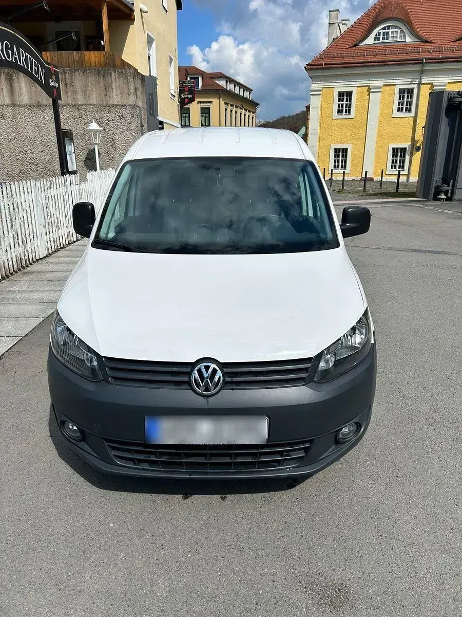 Second-hand VW Caddy Maxi 102 CP (75 kW) 2011 Alb Monovolum