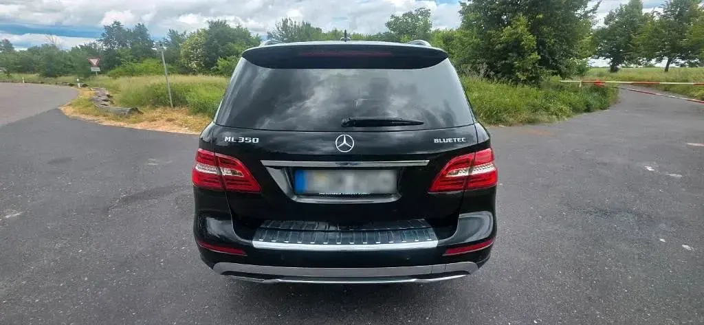 Gebraucht Mercedes ML350 258 PS (189 kW) 2014 Schwarz SUV