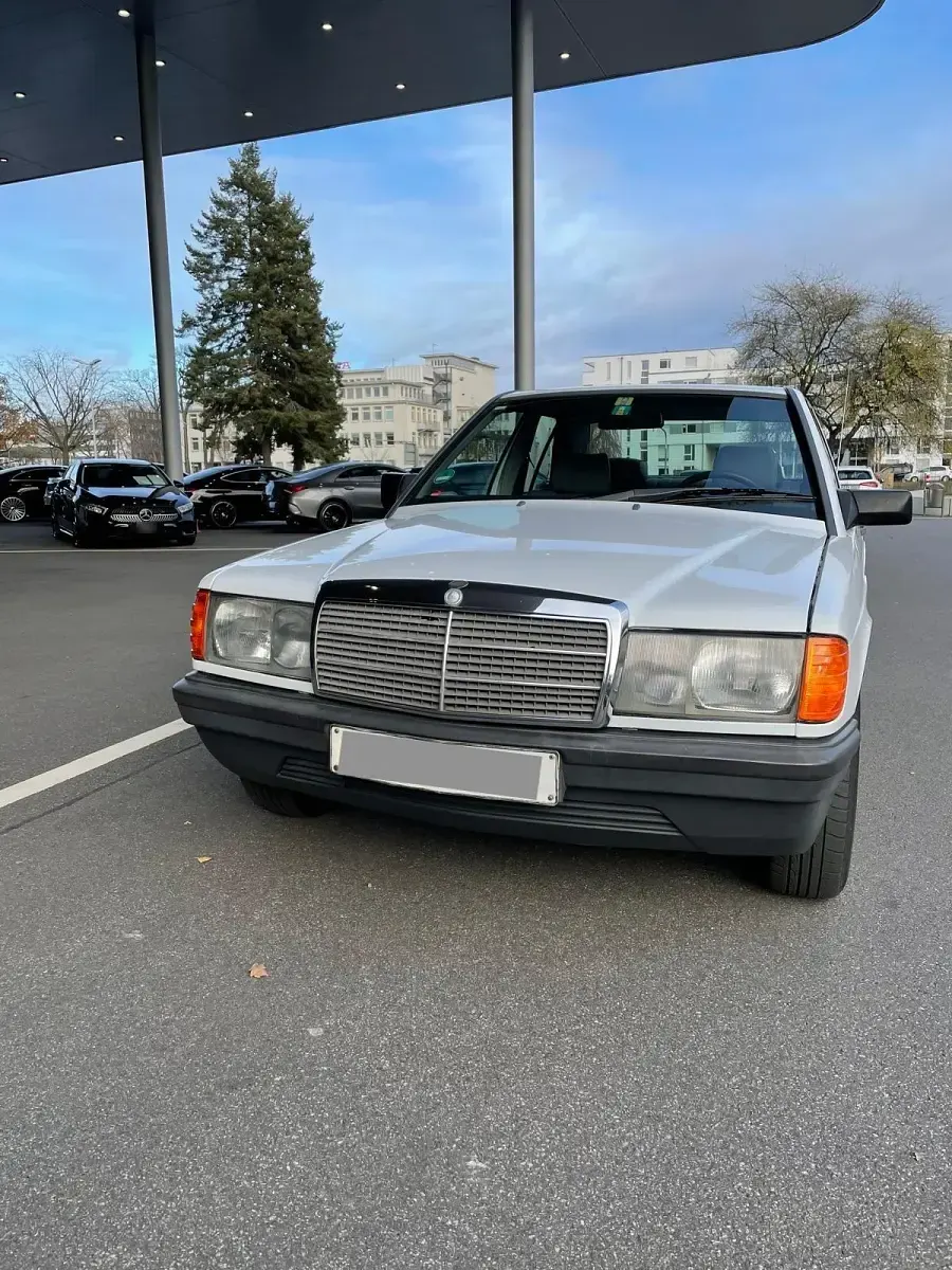 Gebraucht Mercedes 190 1988 Weiß Limousine