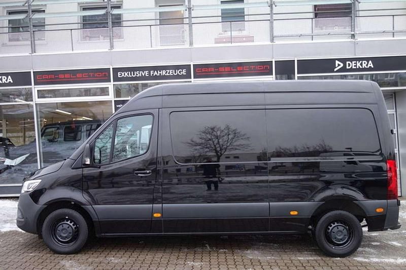 Gebraucht Mercedes Sprinter 143 PS (105 kW) 2021 Baltic schwarz Van