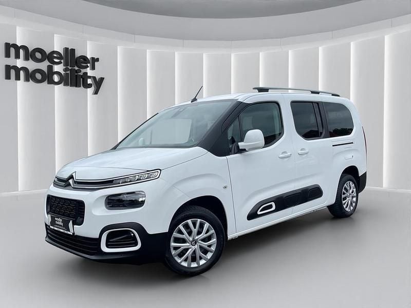 Weiss Gebraucht 2020 Citroën Berlingo Shine Van / Kleinbus | 23.590 € (Teuer) - Bild 1/4