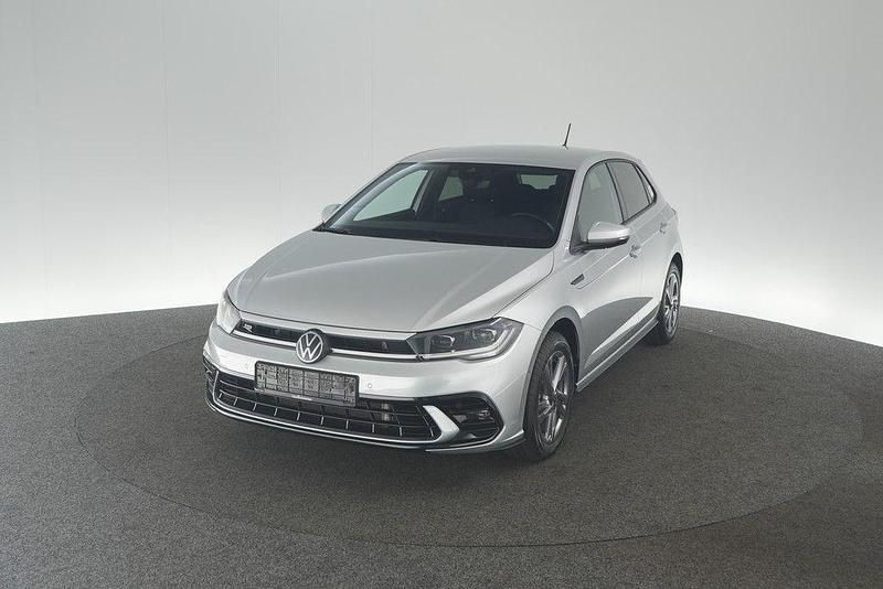 Silber Gebraucht 2024 VW Polo R-line Limousine | 24.410 € (Fairer Preis) - Bild 1/4