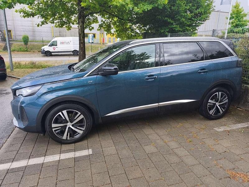 Gebraucht 2021 Peugeot 5008 GT Van / Kleinbus | 28.000 € (Teuer) - Bild 1/4