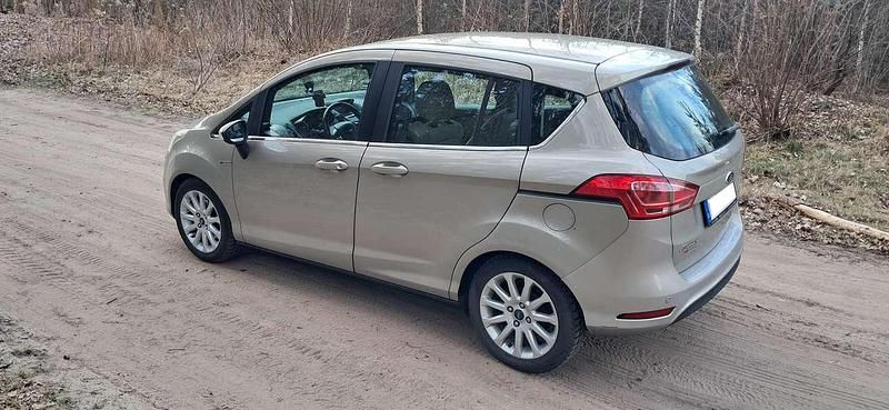 Gebraucht Ford B-MAX Trend 95 PS (69 kW) 2013 Gold Van / Kleinbus