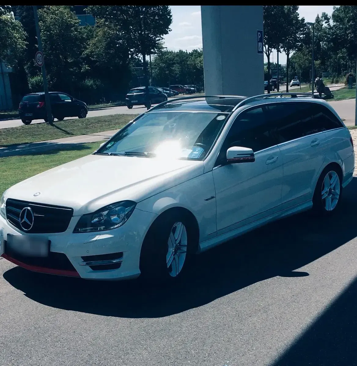 Gebraucht Mercedes C220 AMG line 170 PS (125 kW) 2012 Weiß Kombi