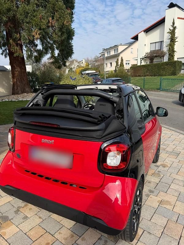 Gebraucht Smart ForTwo Electric Drive 41 kW (56 PS) 2019 Rot Cabrio