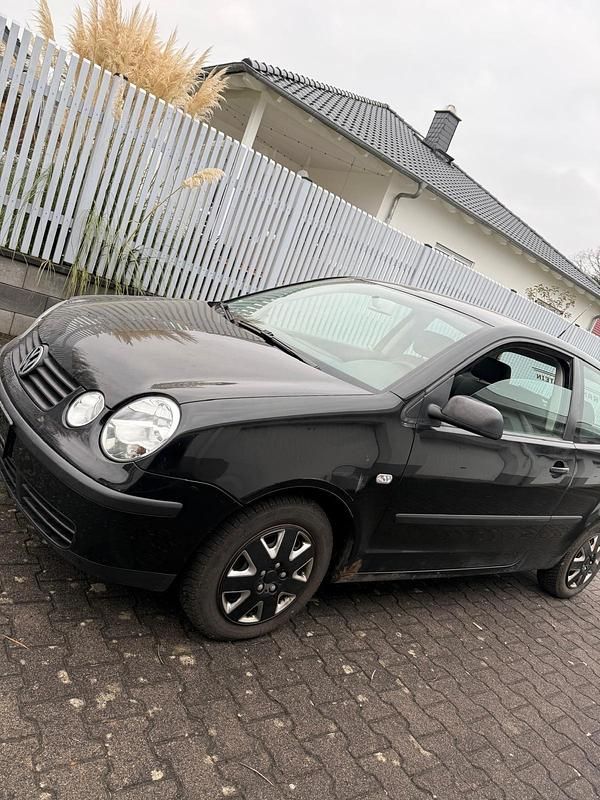 Gebraucht VW Polo 64 PS (47 kW) 2004 Schwarz Kleinwagen