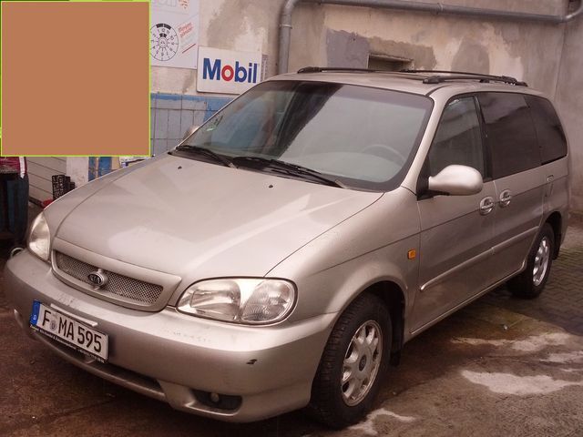 Silber Gebraucht 2002 Kia Carnival Van / Kleinbus | 1.250 € - Bild 1/4