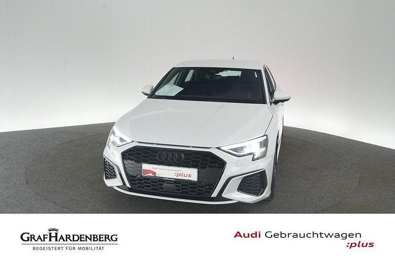 Gebraucht Audi A3 S-Line 150 PS (110 kW) 2024 Gletscherweiß metallic Limousine