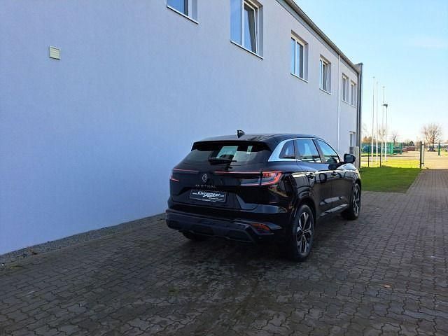Gebraucht Renault Austral Evolution 158 PS (116 kW) 2024 Blackpearlschwarz SUV