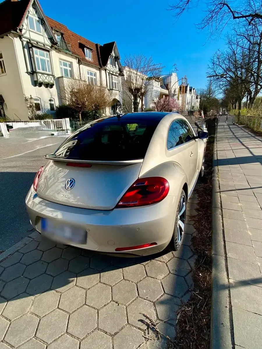 Gebraucht VW Beetle Sport 150 PS (110 kW) 2015 Beige Kleinwagen