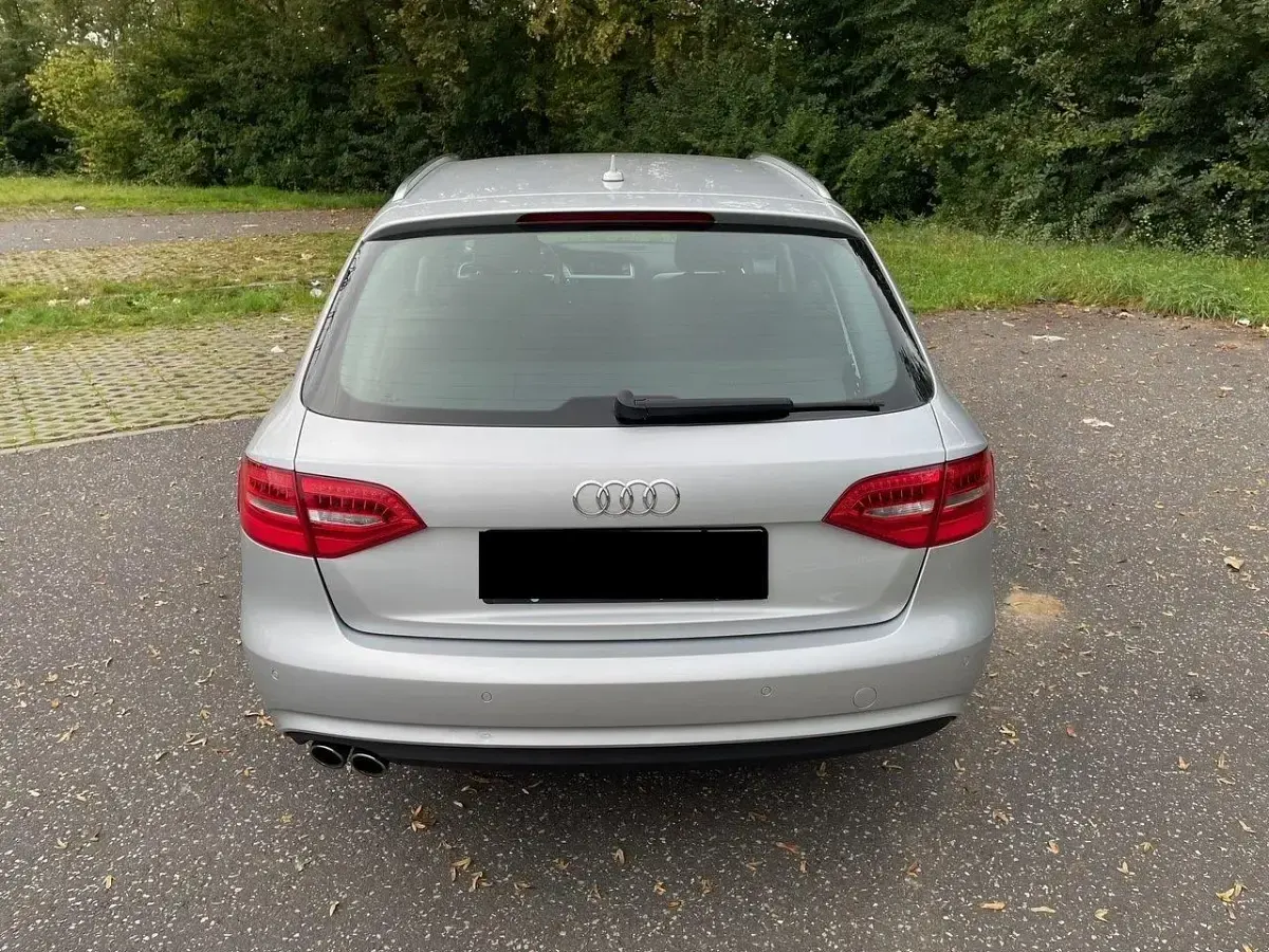 Gebraucht Audi A4 141 PS (103 kW) 2014 Silber Kombi