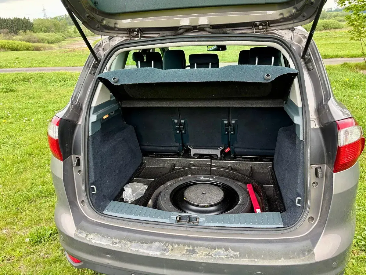 Gebraucht Ford C-MAX 150 PS (110 kW) 2012 Braun Van / Kleinbus