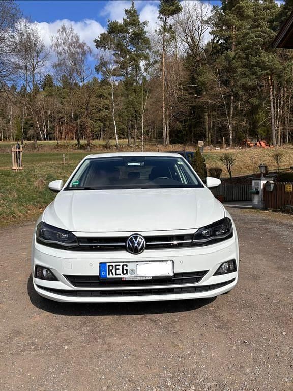 Gebraucht VW Polo Highline 110 PS (80 kW) 2021 Weiß Kleinwagen