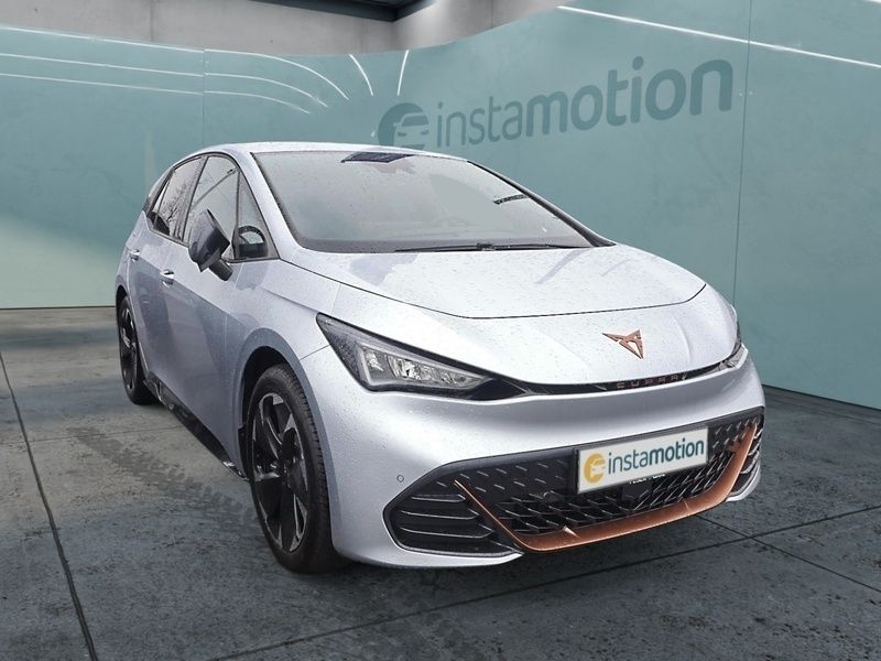 Silber Neu 2025 Cupra Born Kleinwagen | 39.640 € (Etwas zu teuer) - Bild 1/3