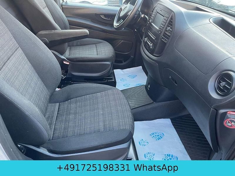Gebraucht Mercedes Vito 163 PS (119 kW) 2017 Silber Van
