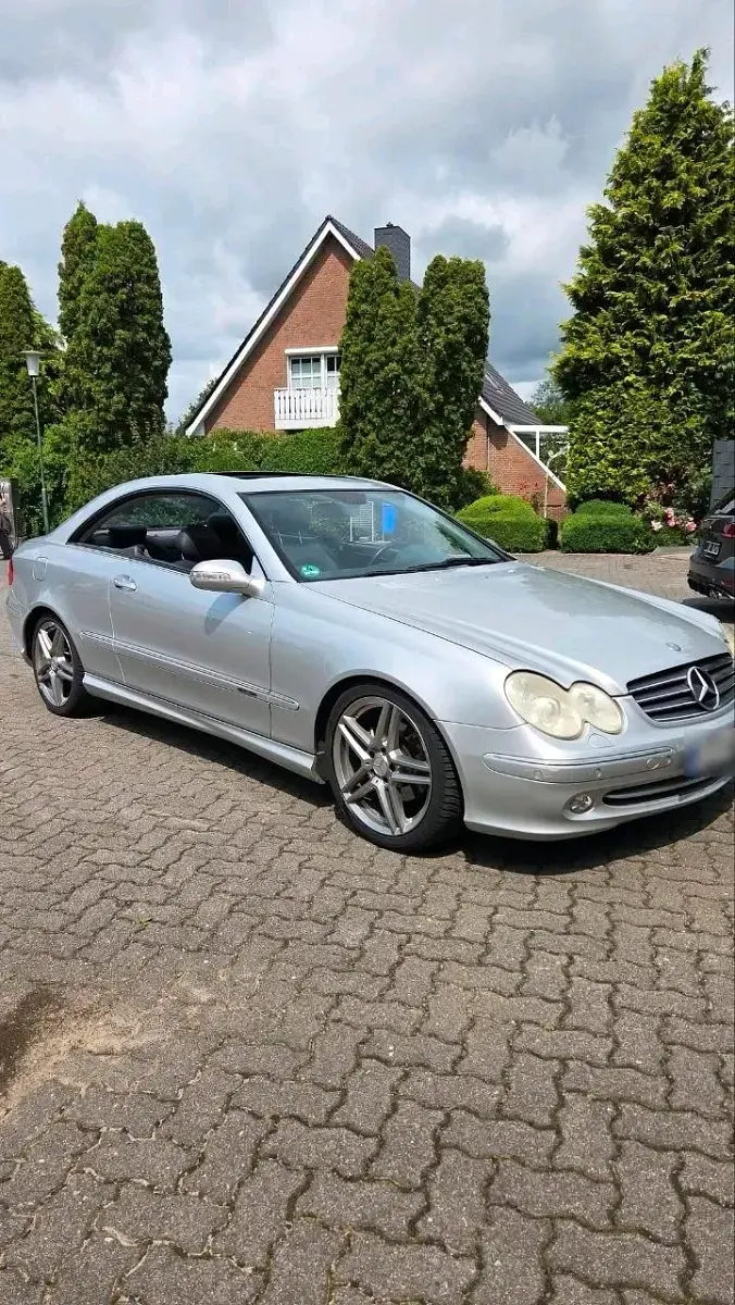 Gebraucht Mercedes CLK320 Avantgarde 218 PS (160 kW) 2003 Coupé