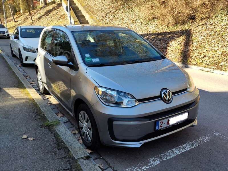 Silber Gebraucht 2018 VW up! move up! Kleinwagen | 6.000 € (Superpreis) - Bild 1/4