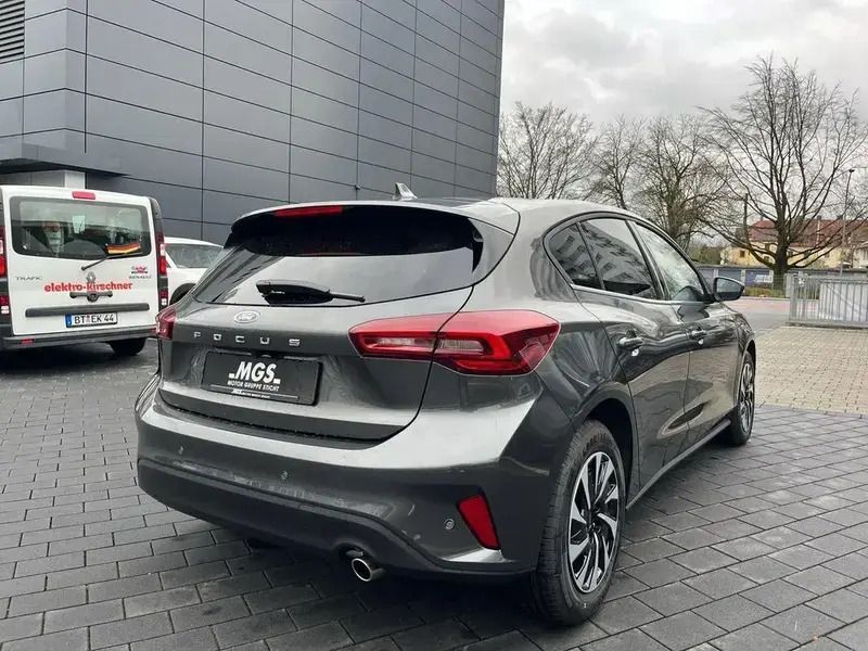 Neu Ford Focus Titanium 155 PS (114 kW) 2025 Magnetic metallic Kleinwagen
