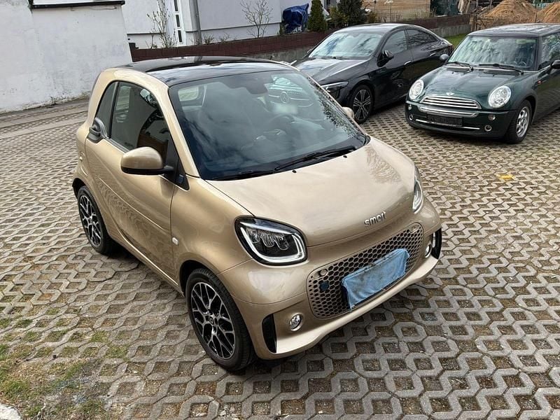 Gebraucht Smart ForTwo Coupé 60 kW (82 PS) 2021 Beige Kleinwagen