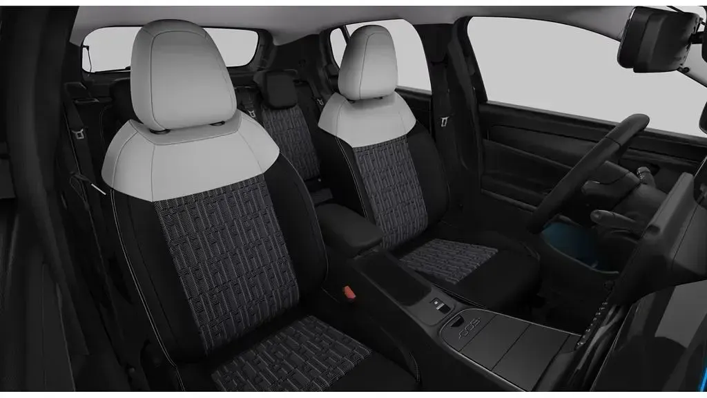 Neu Fiat 600 Business 101 PS (74 kW) 2026 Schwarz SUV