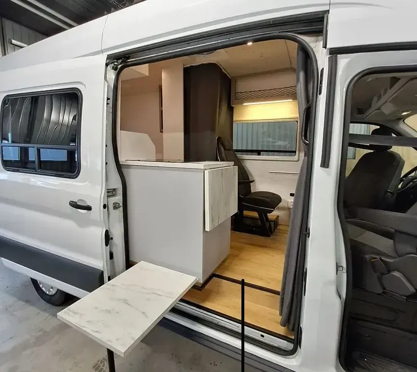 Gebraucht Ford Transit 125 PS (91 kW) 2015 Weiß Van / Kleinbus