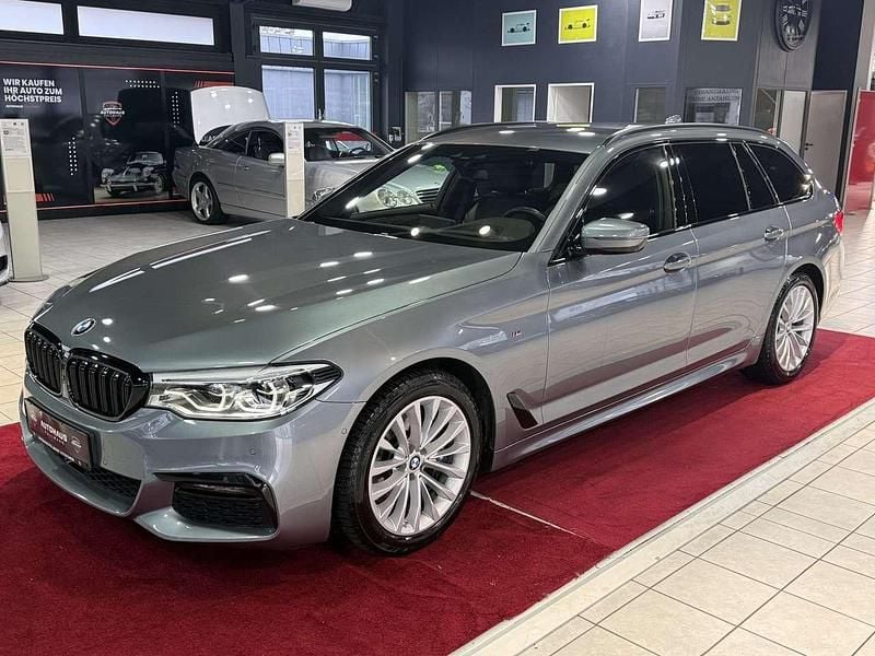 Bluestone metallic Gebraucht 2019 BMW 530 M Sport Kombi | 29.580 € (Fairer Preis) - Bild 1/4