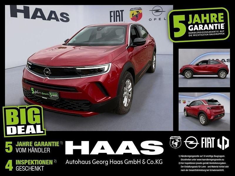 Power rot/kosmos rot Gebraucht 2022 Opel Mokka Edition SUV | 14.480 € (Superpreis) - Bild 1/4