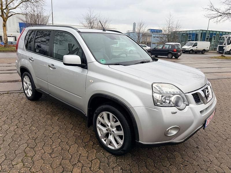 Gebraucht Nissan X-Trail 173 PS (127 kW) 2011 Silber SUV