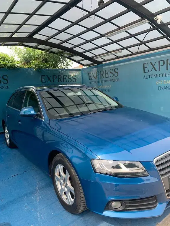 Gebraucht Audi A4 Ambiente 160 PS (117 kW) 2008 Blau Kombi
