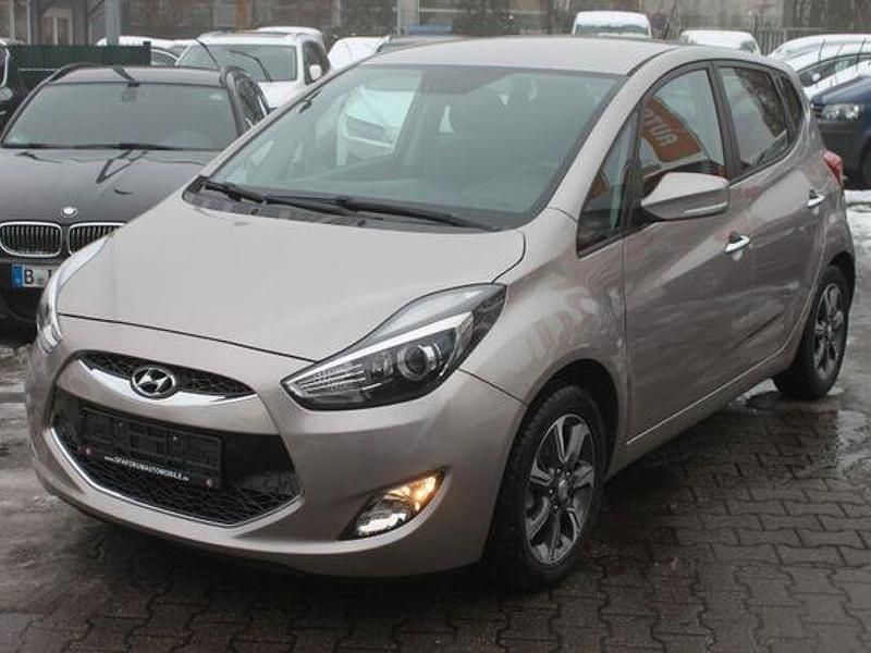 Gebraucht Hyundai ix20 Trend 125 PS (91 kW) 2017 Weiß Kleinwagen