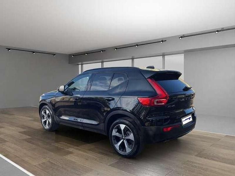 Gebraucht Volvo XC40 Plus 197 PS (144 kW) 2025 Schwarz SUV