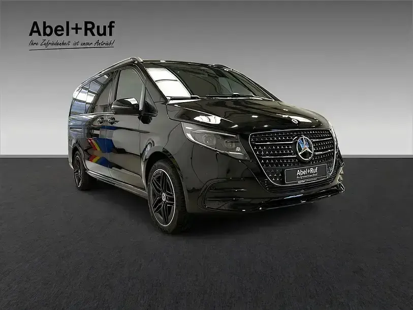 Gebraucht Mercedes V300 AMG 237 PS (174 kW) 2026 Schwarz Van / Kleinbus