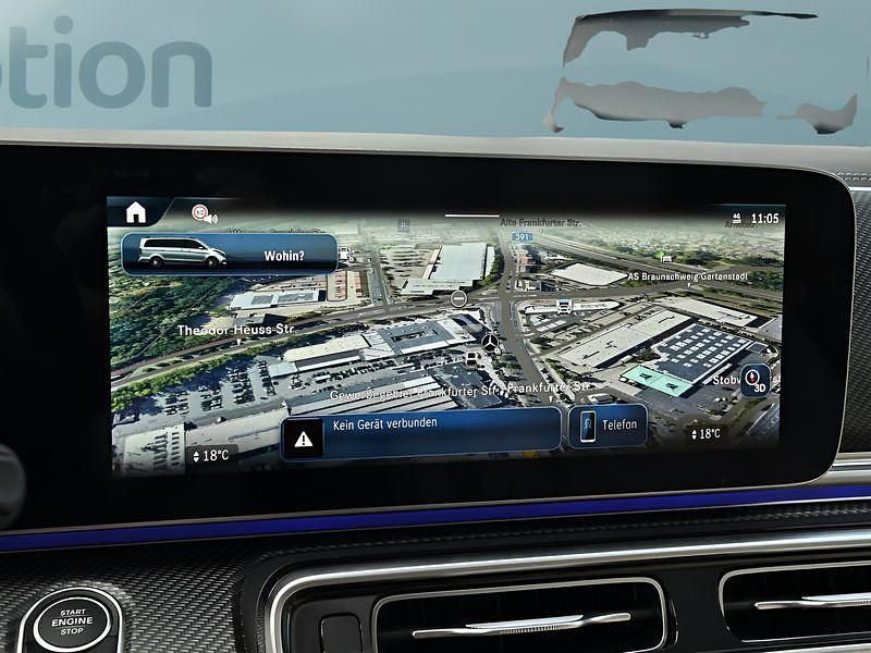 Gebraucht Mercedes V300 237 PS (174 kW) 2024 Weiß Van / Kleinbus