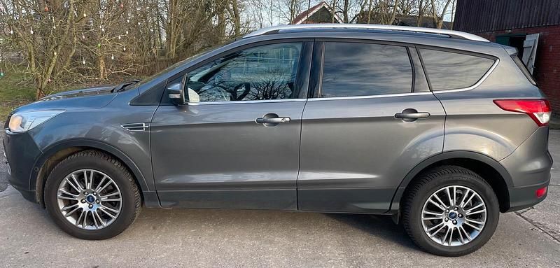 Gebraucht Ford Kuga 140 PS (102 kW) 2014 Grau SUV