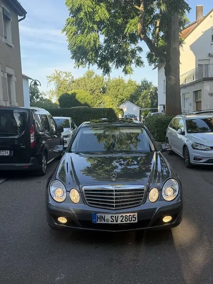 Gebraucht Mercedes E200 Elegance 136 PS (100 kW) 2008 Limousine