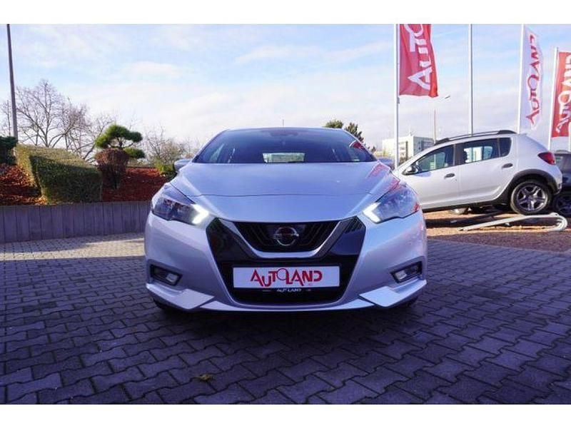 Gebraucht Nissan Micra 92 PS (67 kW) 2021 Platinumsilber (metallic) Kleinwagen