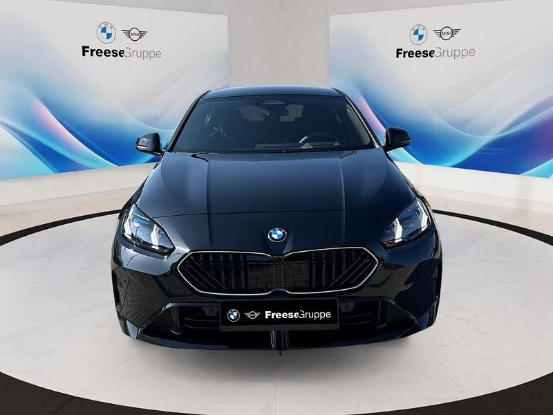 Nowe BMW 120 Performance 170 KM (125 kW) 2025 Czarny Hatchback
