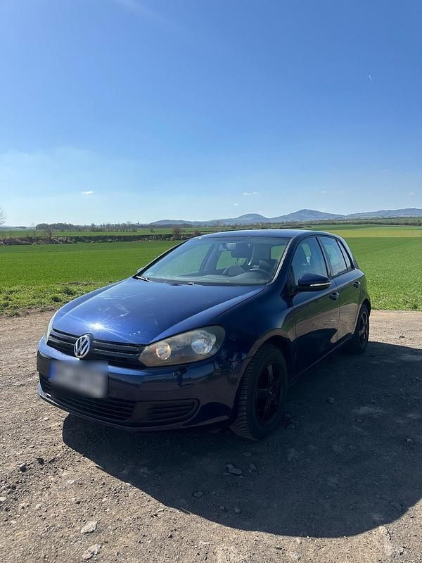 Blau Gebraucht 2009 VW Golf VI Kleinwagen | 3.699 € (Fairer Preis) - Bild 1/4