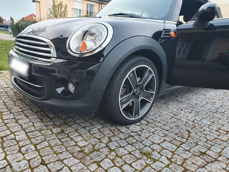 Gebraucht Mini Cooper Cabriolet Chili 122 PS (89 kW) 2011 Schwarz Cabrio