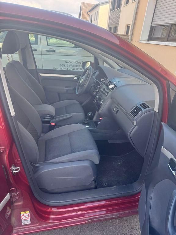 Gebraucht VW Touran 105 PS (77 kW) 2013 Rot Van / Kleinbus