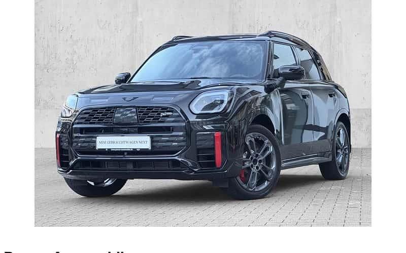 Schwarz Gebraucht 2024 Mini John Cooper Works Countryman Classic SUV | 40.750 € - Bild 1/4