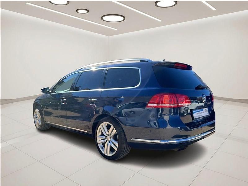 Gebraucht VW Passat Highline 211 PS (155 kW) 2011 Night blue metallic Kombi