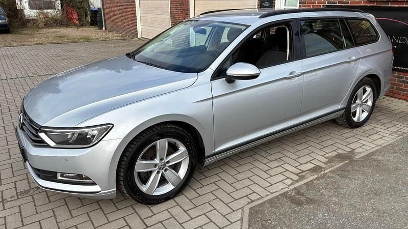 Second-hand VW Passat 150 CP (110 kW) 2015 Argintiu Break
