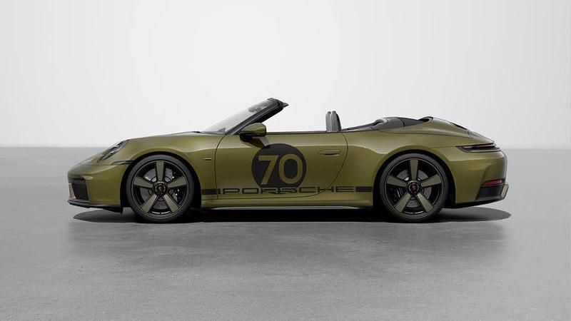 Neu Porsche 992 541 PS (397 kW) 2025 Olive neo Cabrio