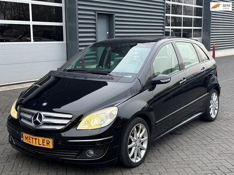 Schwarz Gebraucht 2005 Mercedes B200 Van / Kleinbus | 2.850 € (Superpreis) - Bild 1/4