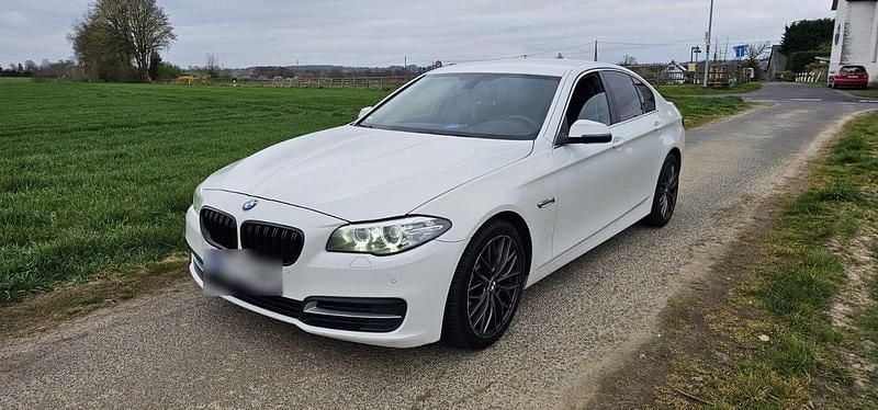 Gebraucht BMW 530 Performance 258 PS (189 kW) 2013 Weiß Limousine