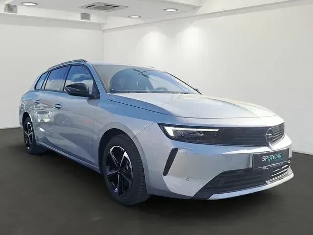 Gebraucht Opel Astra Edition 131 PS (96 kW) 2025 Silber Kleinwagen